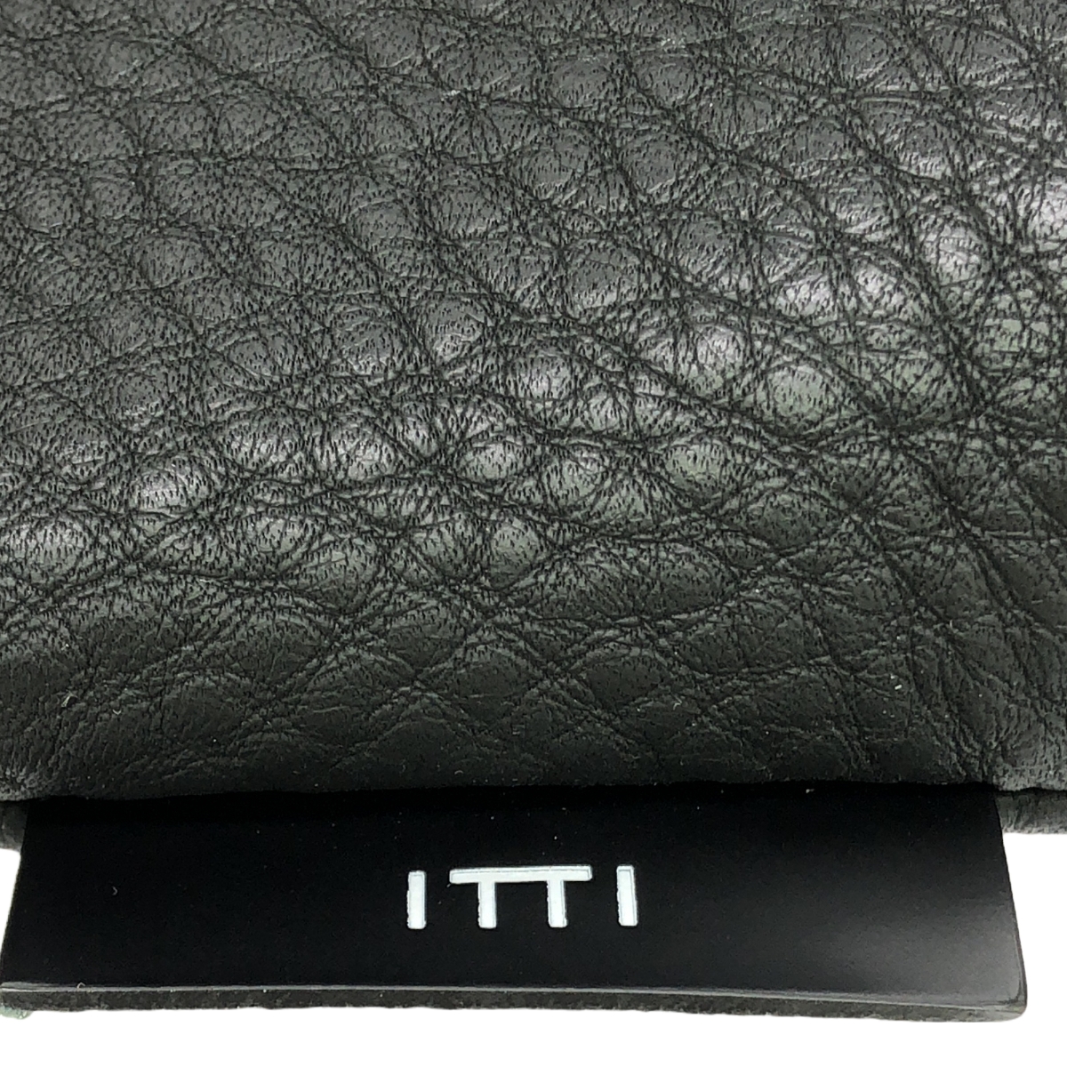 ITTI / イッチ スクエア サコッシュ ショルダーバッグ