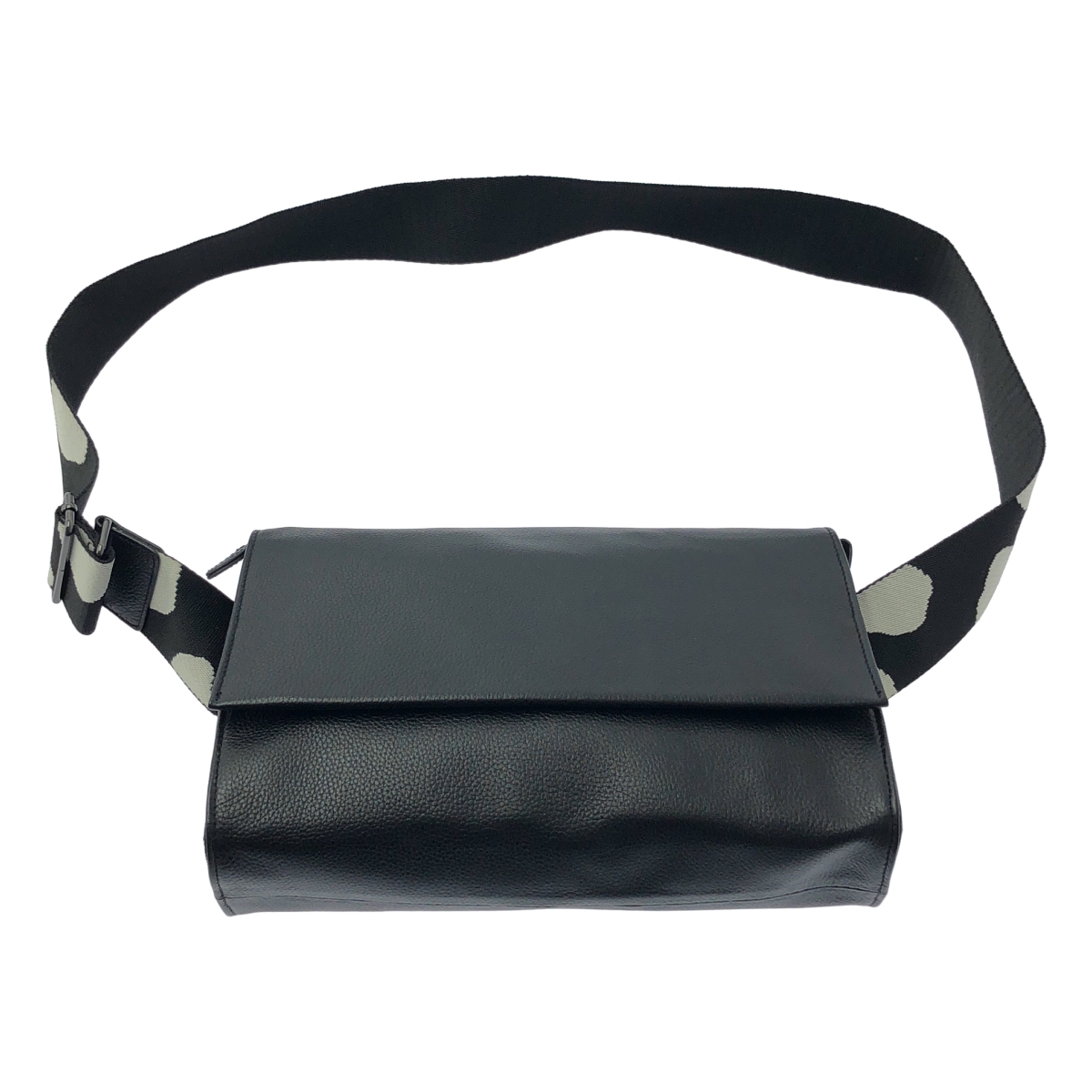 ear PAPILLONNER / イアパピヨネ