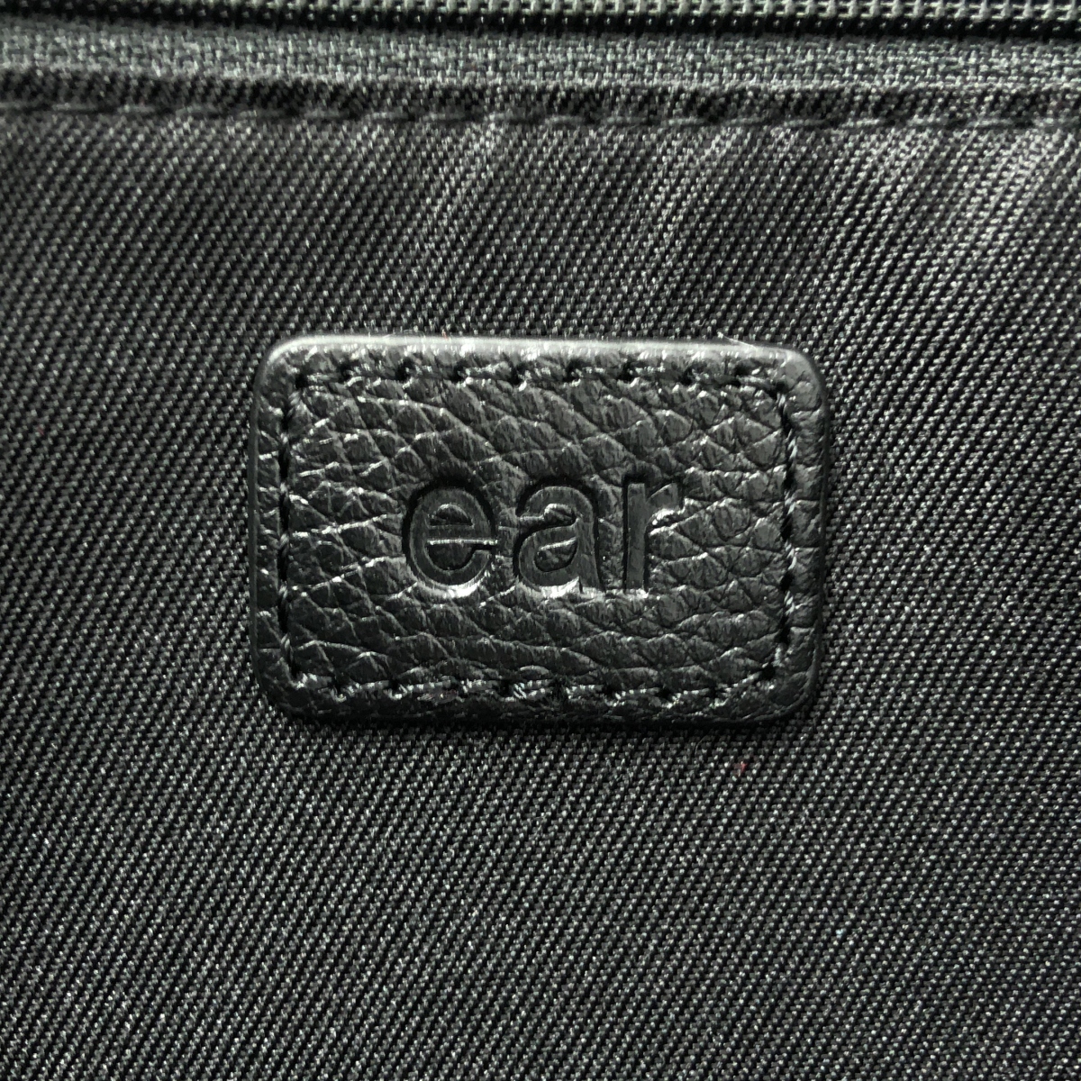 ear PAPILLONNER / イアパピヨネ ダルメシアンワイドテープ レザー ショルダーバッグ