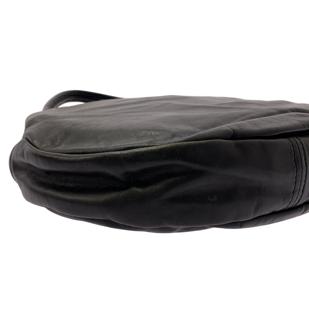 ebagos / エバゴス ガレット レザー ラウンド型 ハンドバッグ