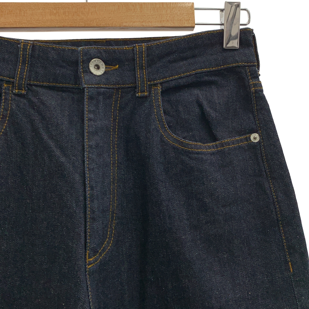 EMPORIO ARMANI / エンポリオアルマーニ ロゴレザーパッチ 濃紺デニム ロールアップ ワイドパンツ