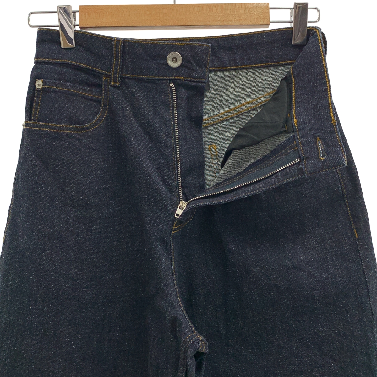 EMPORIO ARMANI / エンポリオアルマーニ ロゴレザーパッチ 濃紺デニム ロールアップ ワイドパンツ