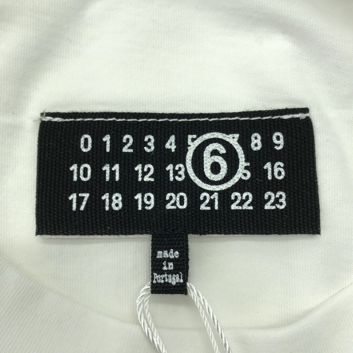MM6 Maison Margiela / エムエムシックスメゾンマルジェラ カレンダータグ クロップド コットン Tシャツ