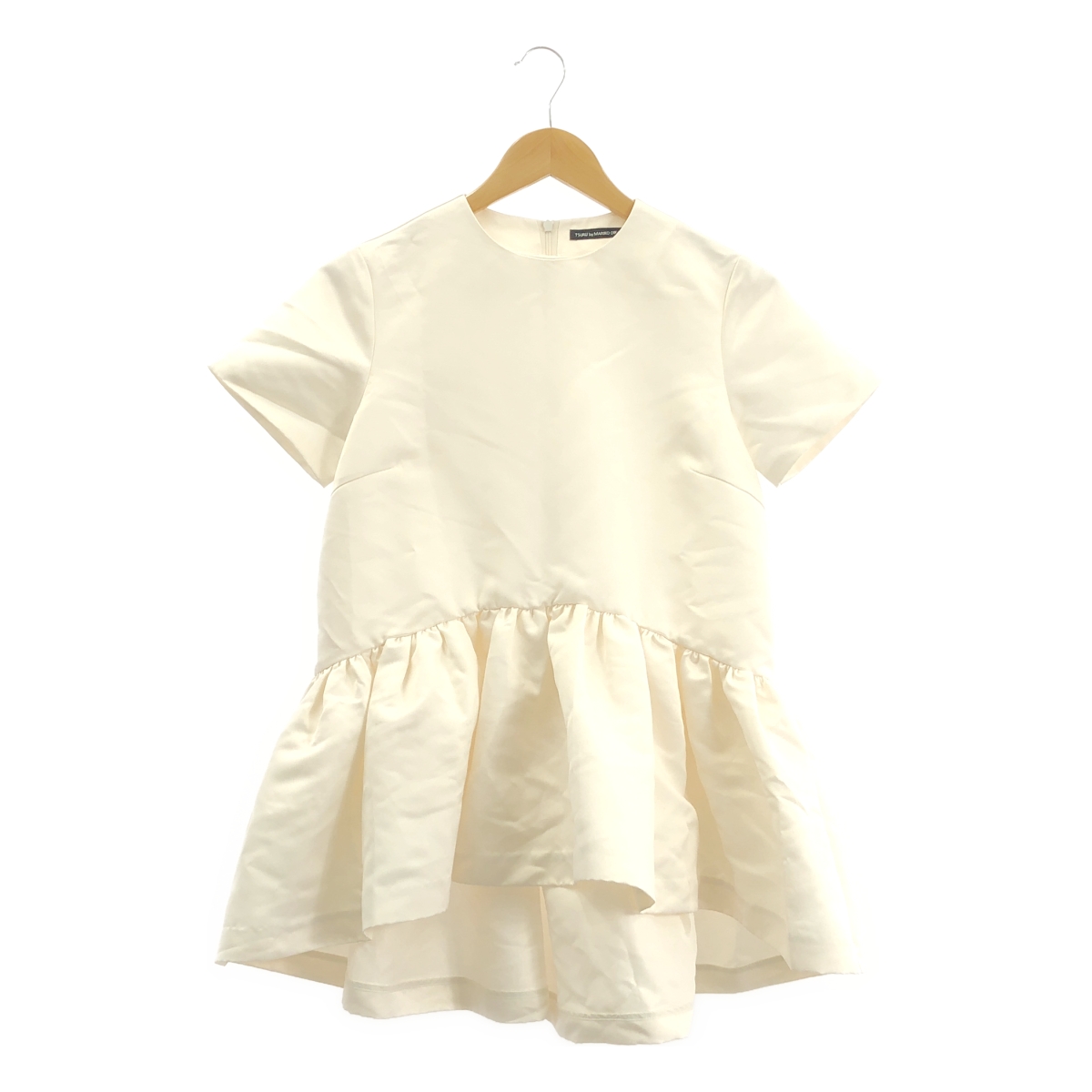 TSURU by Mariko Oikawa