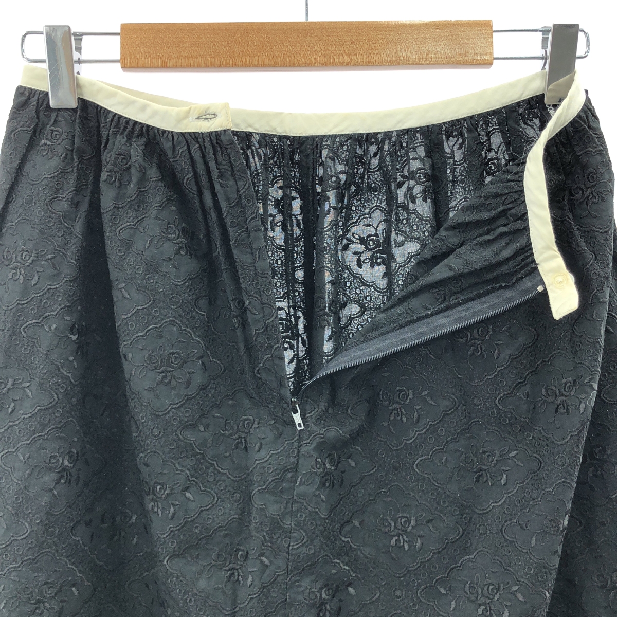 tricot COMME des GARCONS / トリココムデギャルソン エンブロイダリー ギャザースカート