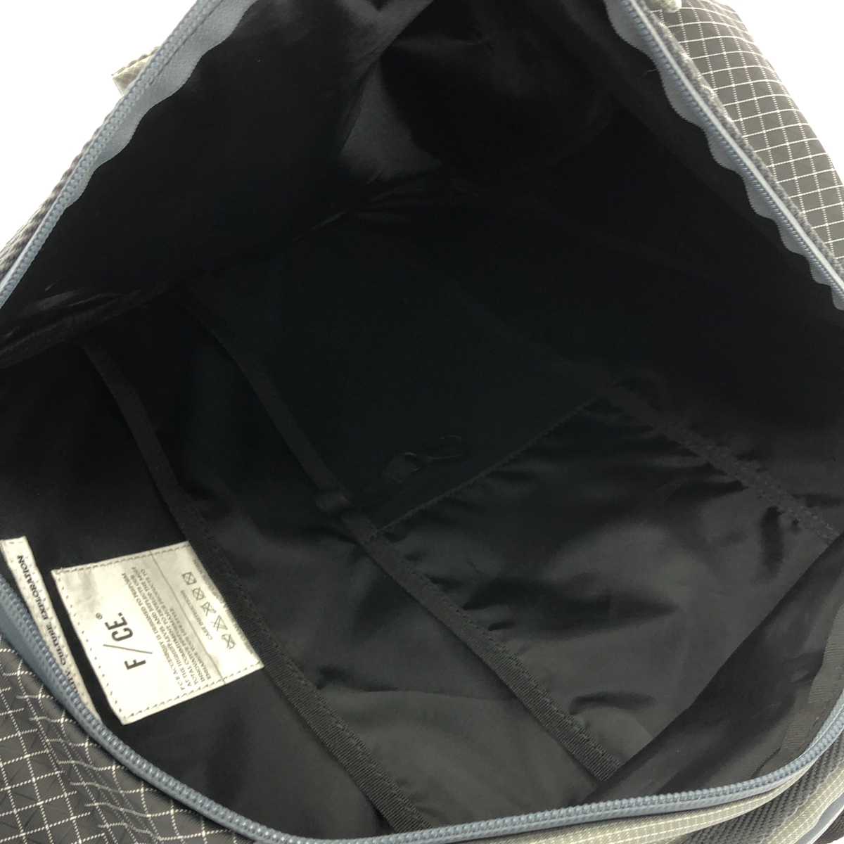 F/CE. / エフシーイー 3 POINTS SLINGER BAG / スリンガーバッグ ワンショルダーバッグ