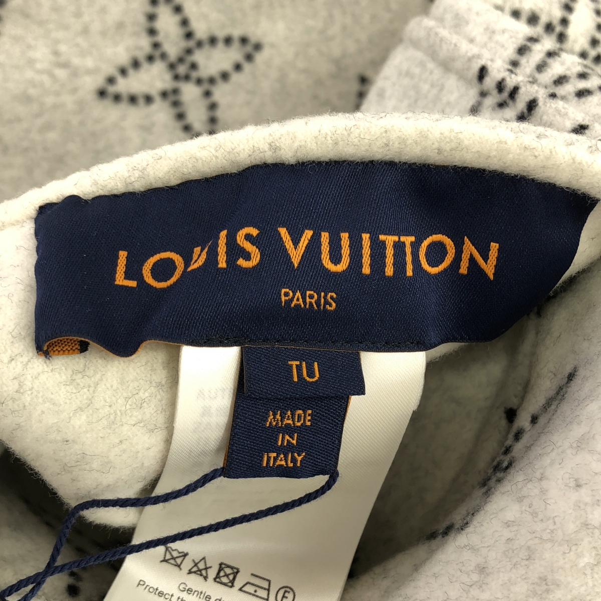 Louis Vuitton / ルイヴィトン リバーシブル マヒナ モノグラム ケープ フーデッドポンチョ コート