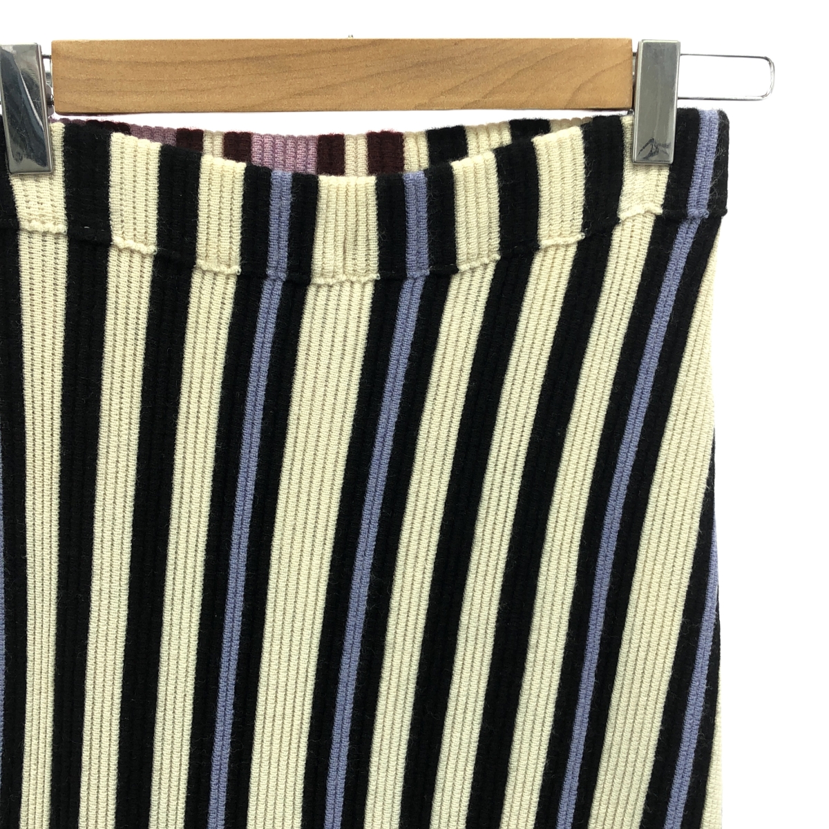 Christian Wijnants / クリスチャンワイナンツ ウールニットストライプスカート