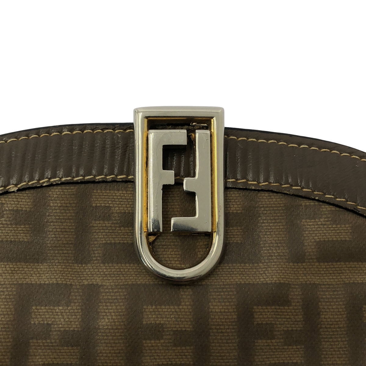 FENDI / フェンディ ズッカ柄 二つ折り 財布