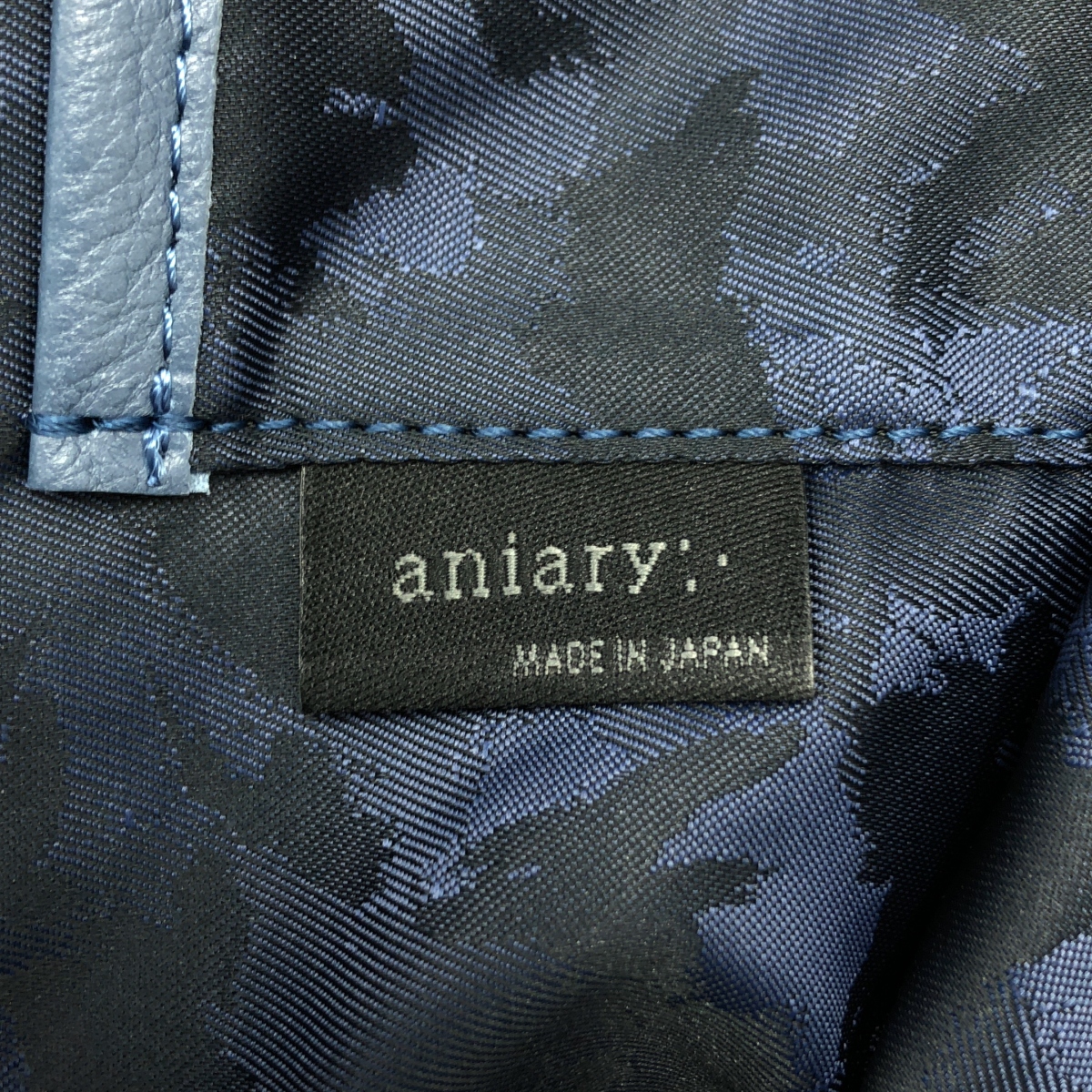 aniary / アニアリ シュリンクレザー トートバッグ