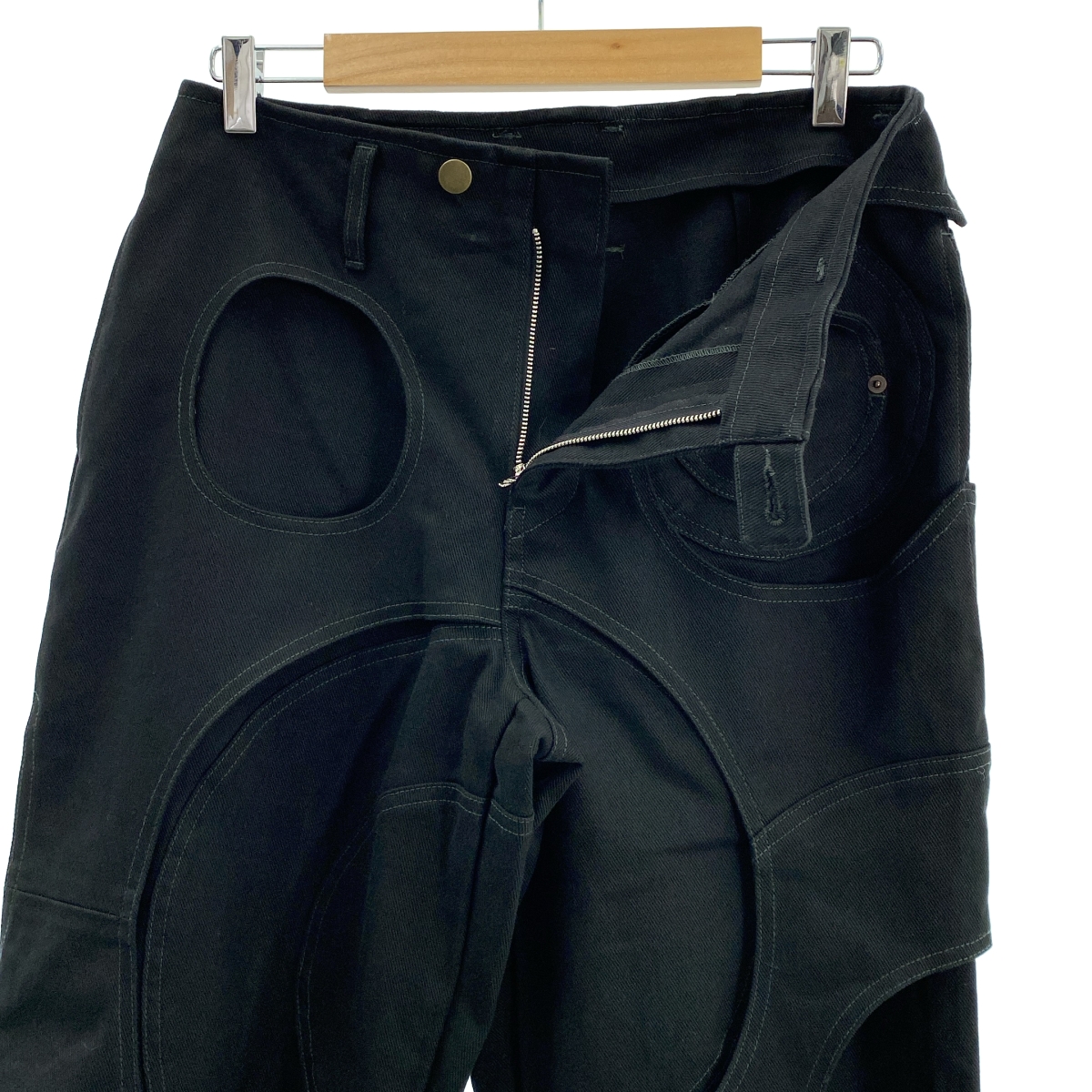 その他 CUT-OUT PANTS / ロゴ カットアウト ドローストリング パンツ