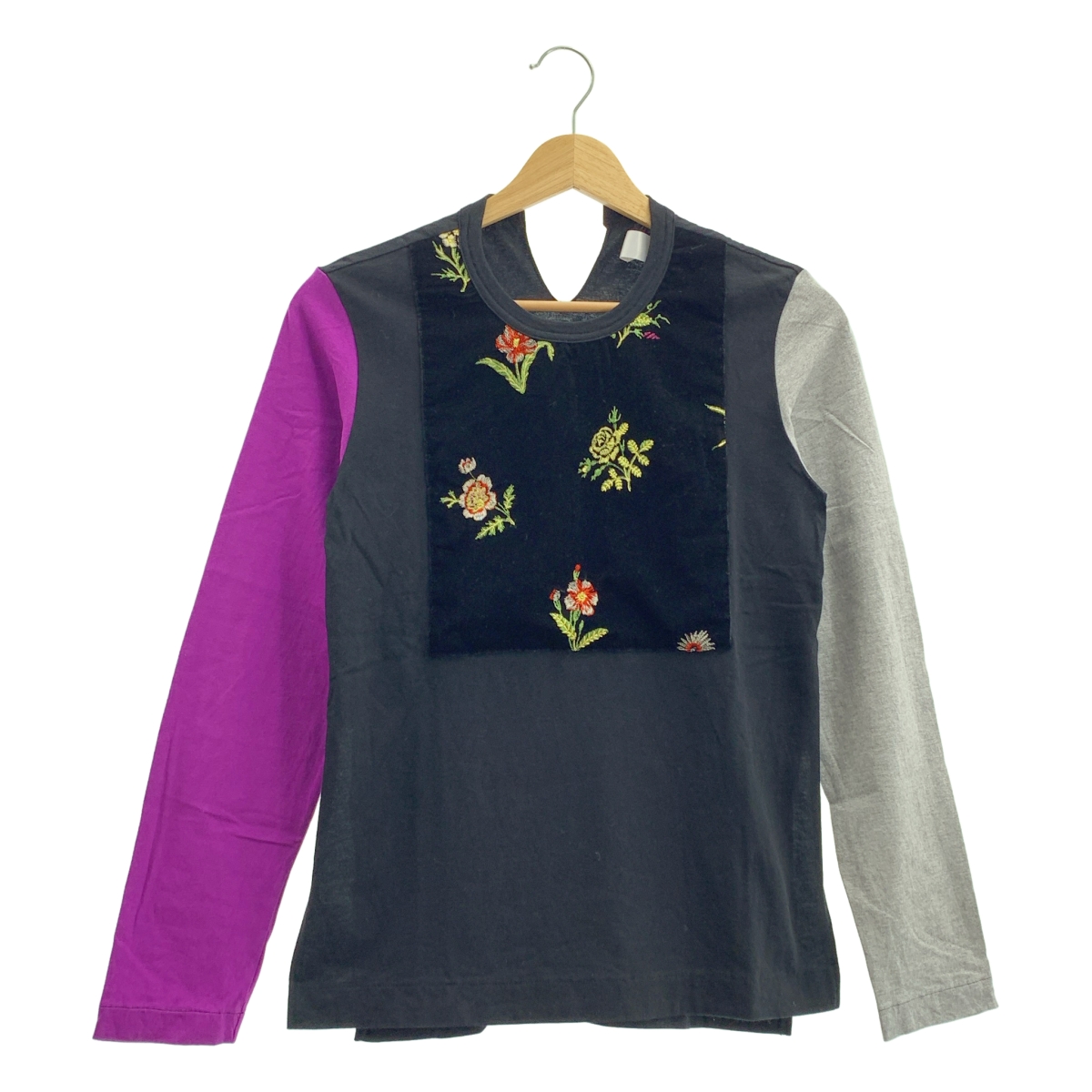 tao COMME des GARCONS / タオコムデギャルソン