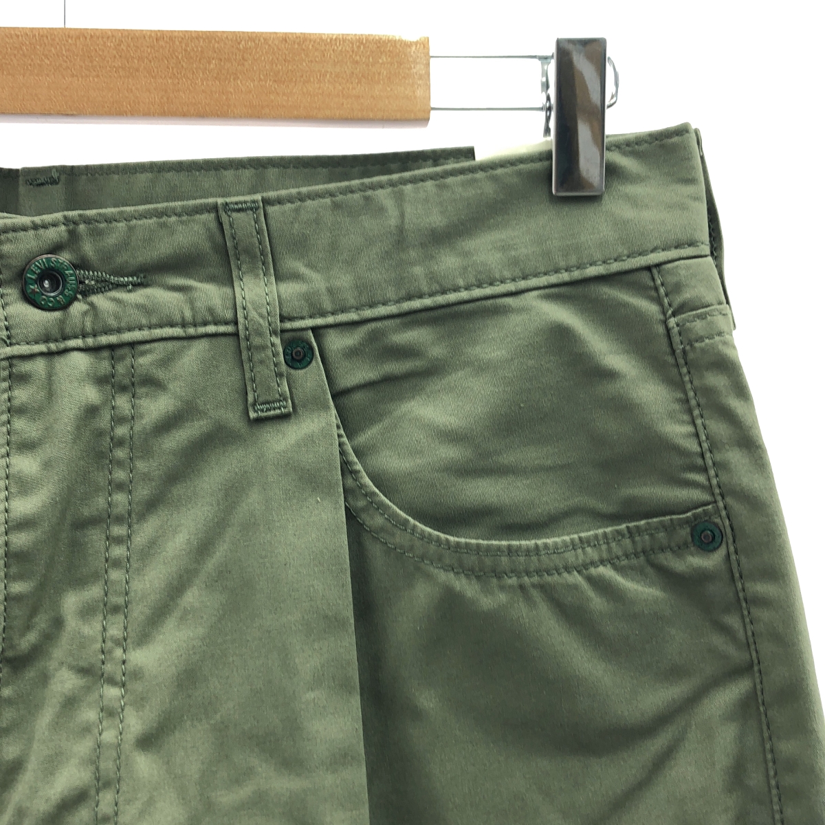 Levi's / リーバイス 568 STAY LOOSE PLEATED CROP / 39957-0009 スラックス パンツ