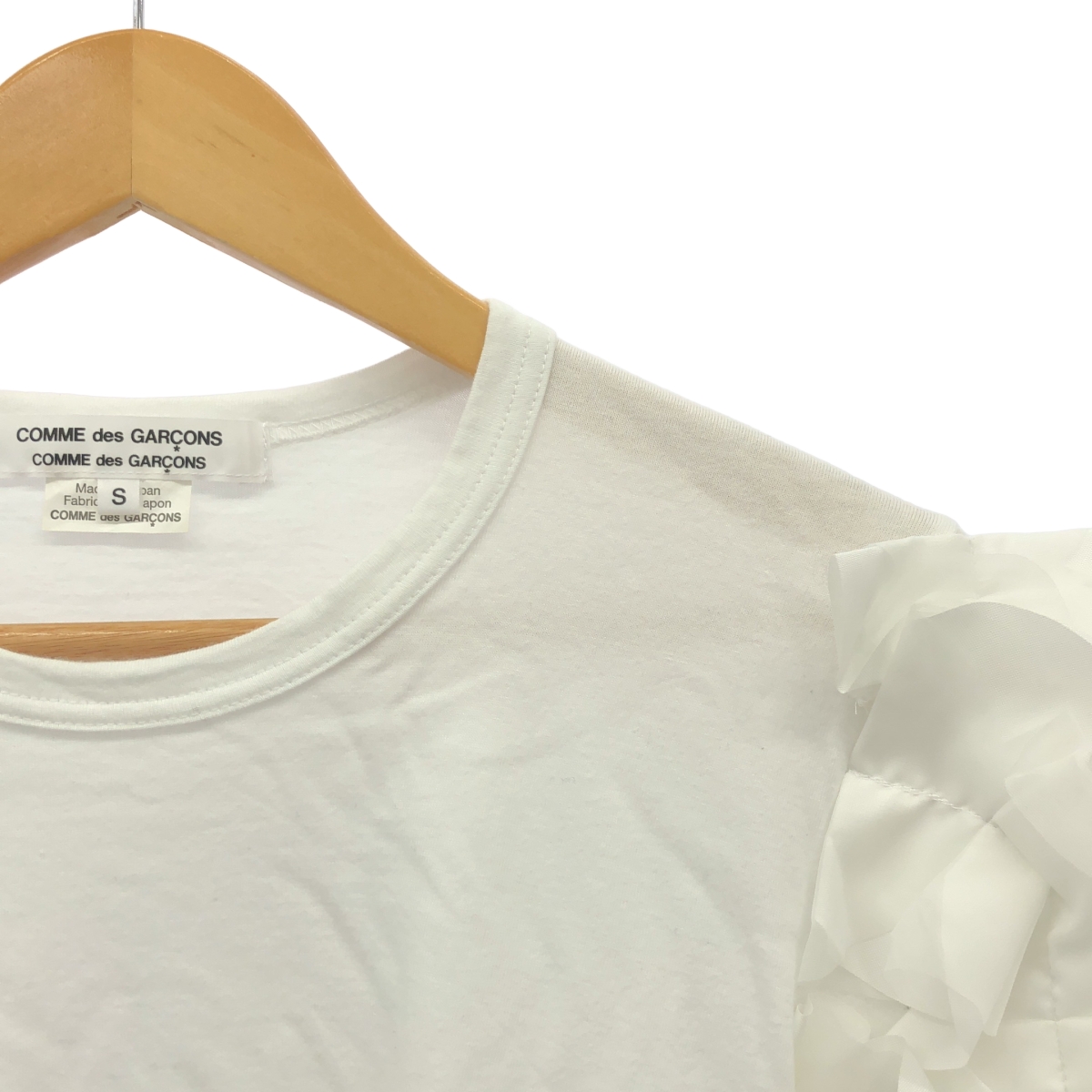 COMME des GARCONS COMME des GARCONS / コムコム フリル装飾スリーブ クルーネック Tシャツ カットソー