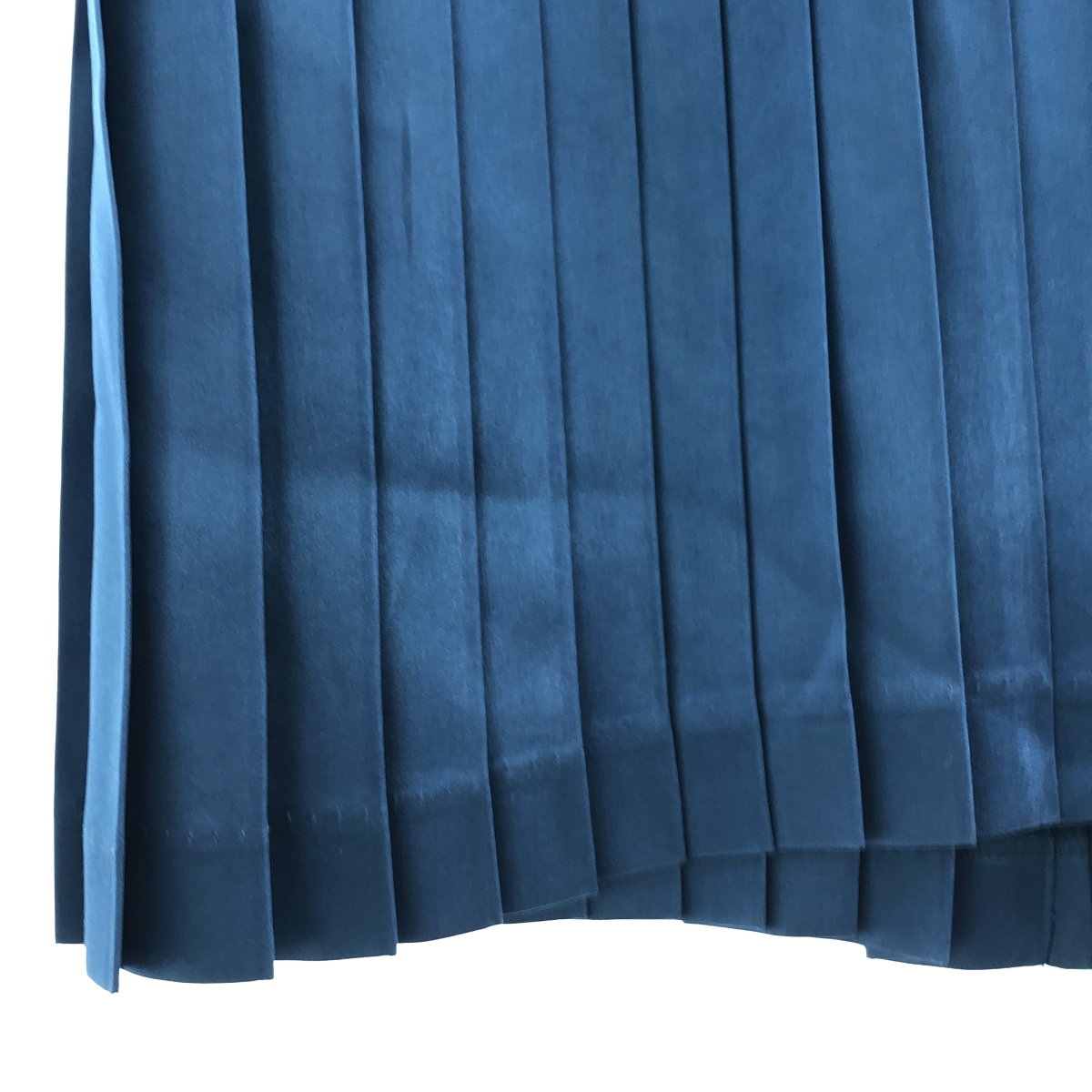 TOGA PULLA / トーガプルラ サテン ノースリーブ プリーツ ドレス ワンピース