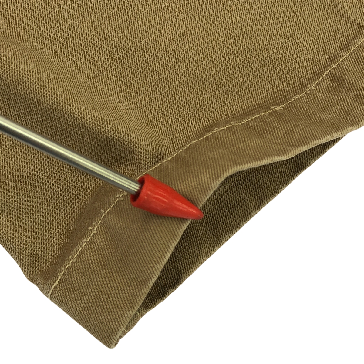 COMOLI / コモリ ベルテッド チノパンツ