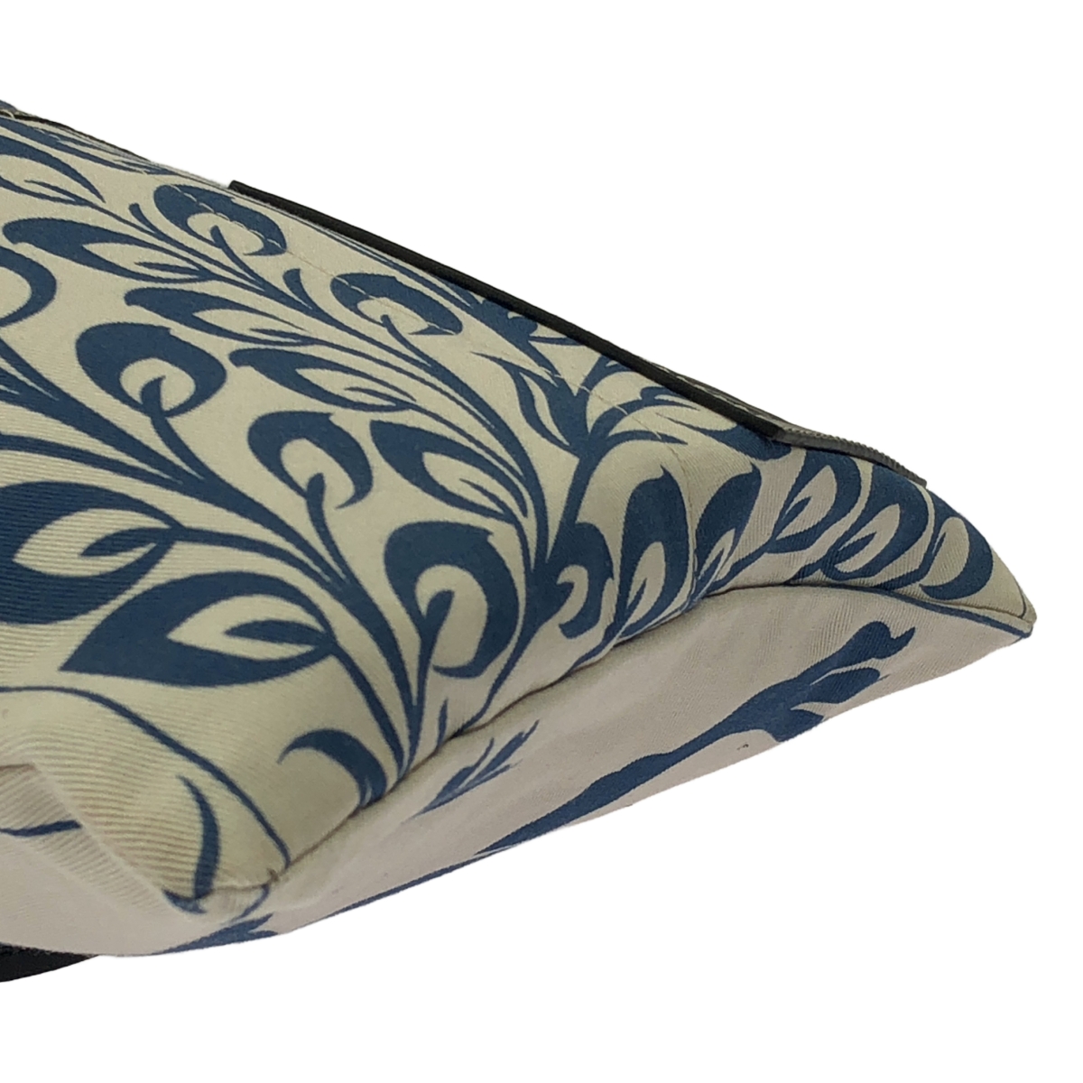 LOEWE / ロエベ William De Morgan Pouch Tiles Small / レザー アナグラムロゴ  巾着 タイル スモール ドローストリング ポーチ ショルダーバッグ