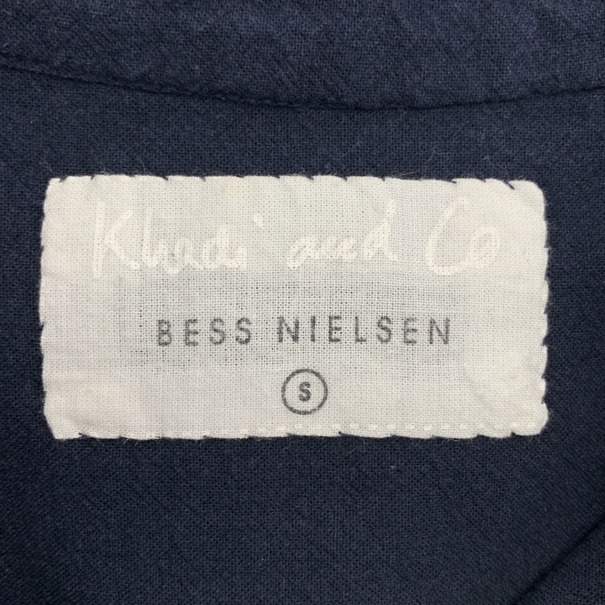 Khadi and Co / カディー&コー コットン レース装飾 バンドカラーブラウス