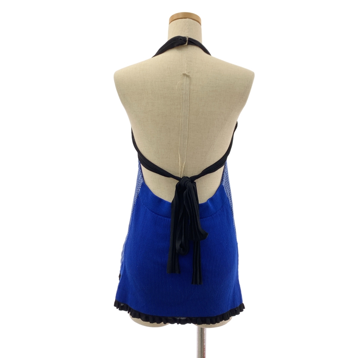 AKANE UTSUNOMIYA / アカネウツノミヤ 総柄 ホルターネック ニット