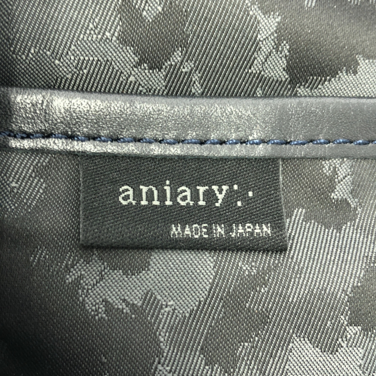 aniary / アニアリ アンティークレザー ボディバッグ