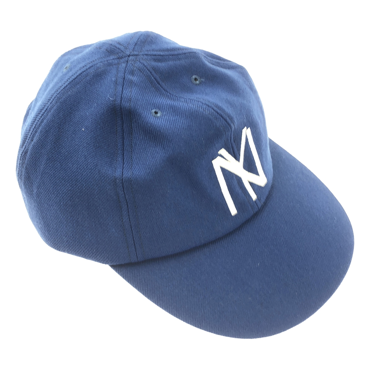 COMESANDGOES / カムズアンドゴーズ NY 刺しゅう ベースボールキャップ