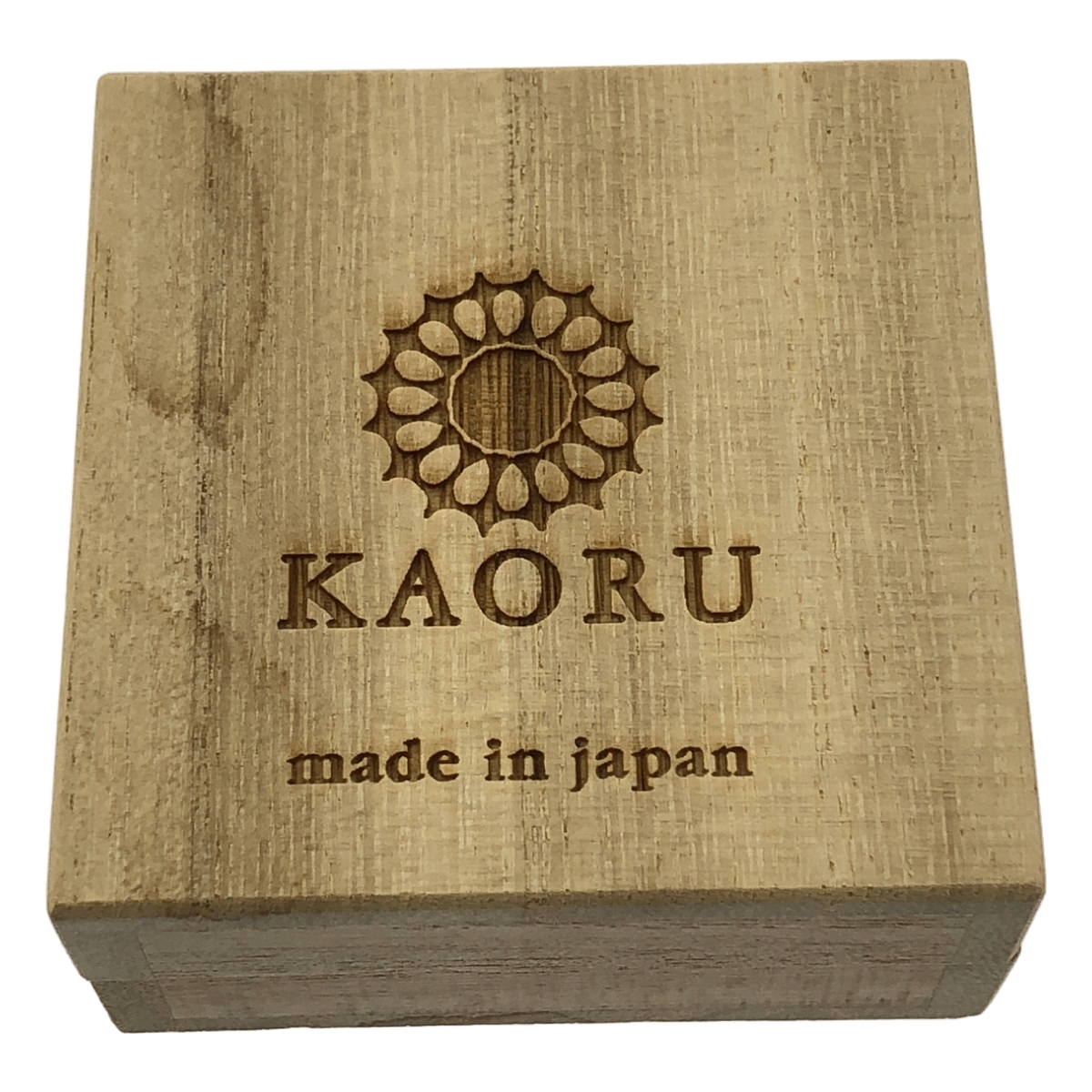 KAORU / カオル 透かし レース ピアス