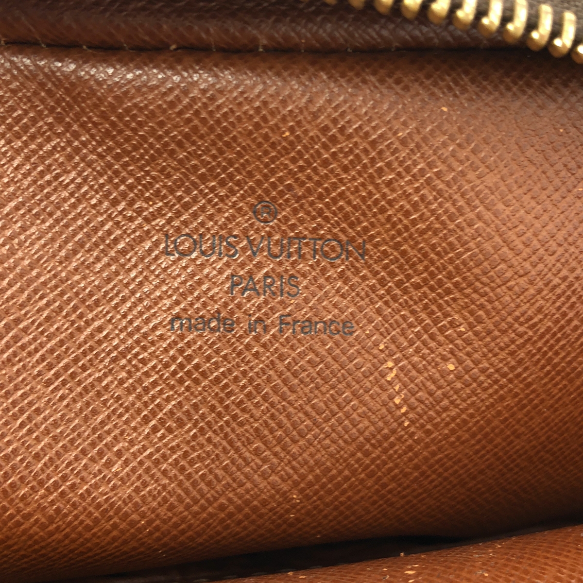 Louis Vuitton / ルイヴィトン M45236 / モノグラム アマゾン レザー ショルダーバッグ / ユニセックス