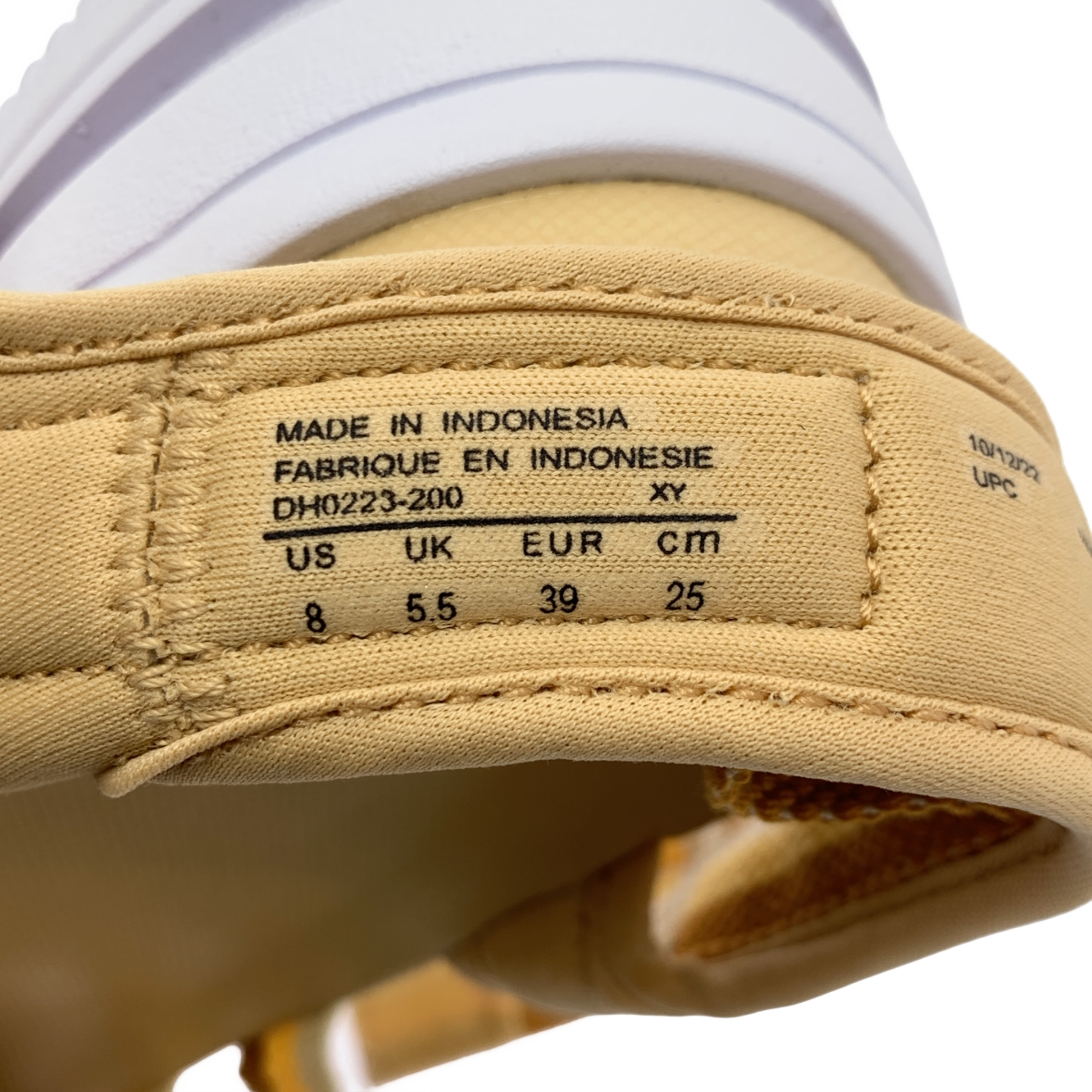 NIKE / ナイキ W ICON CLASSIC / DH0223-200 アイコン クラシック サンダル