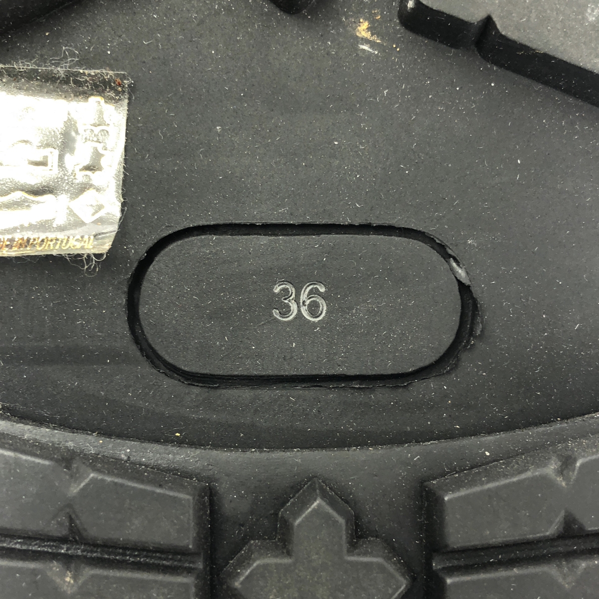 TOGA PULLA / トーガプルラ Stud-Embellished Leather Ankle Boot / レザー コンチョ サイドゴア チェルシーブーツ