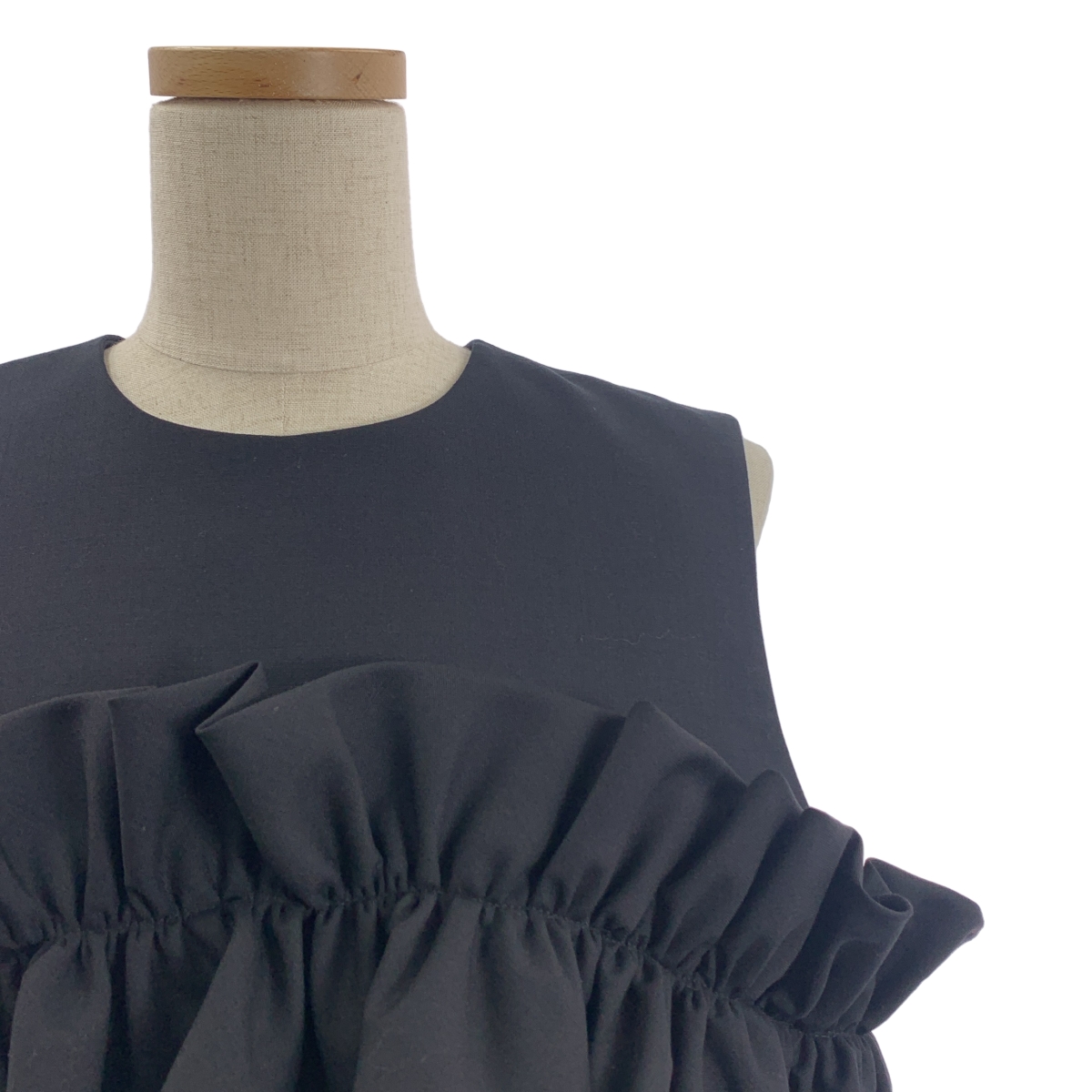 noir kei ninomiya / ノワールケイニノミヤ Cropped Ruffle Top フリル ノースリーブ トップス