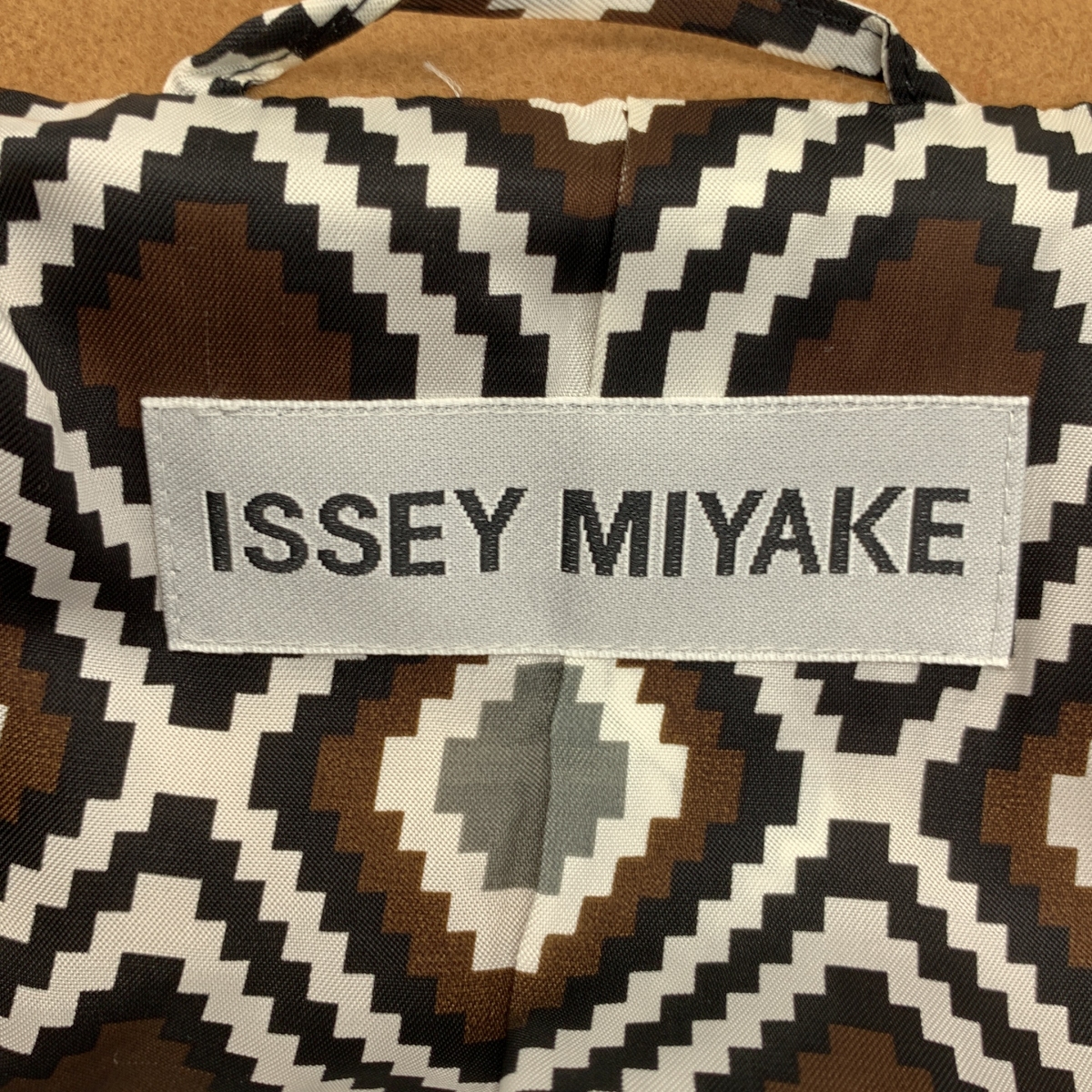 ISSEY MIYAKE / イッセイミヤケ ウール ラグランスリーブ チェスターコート
