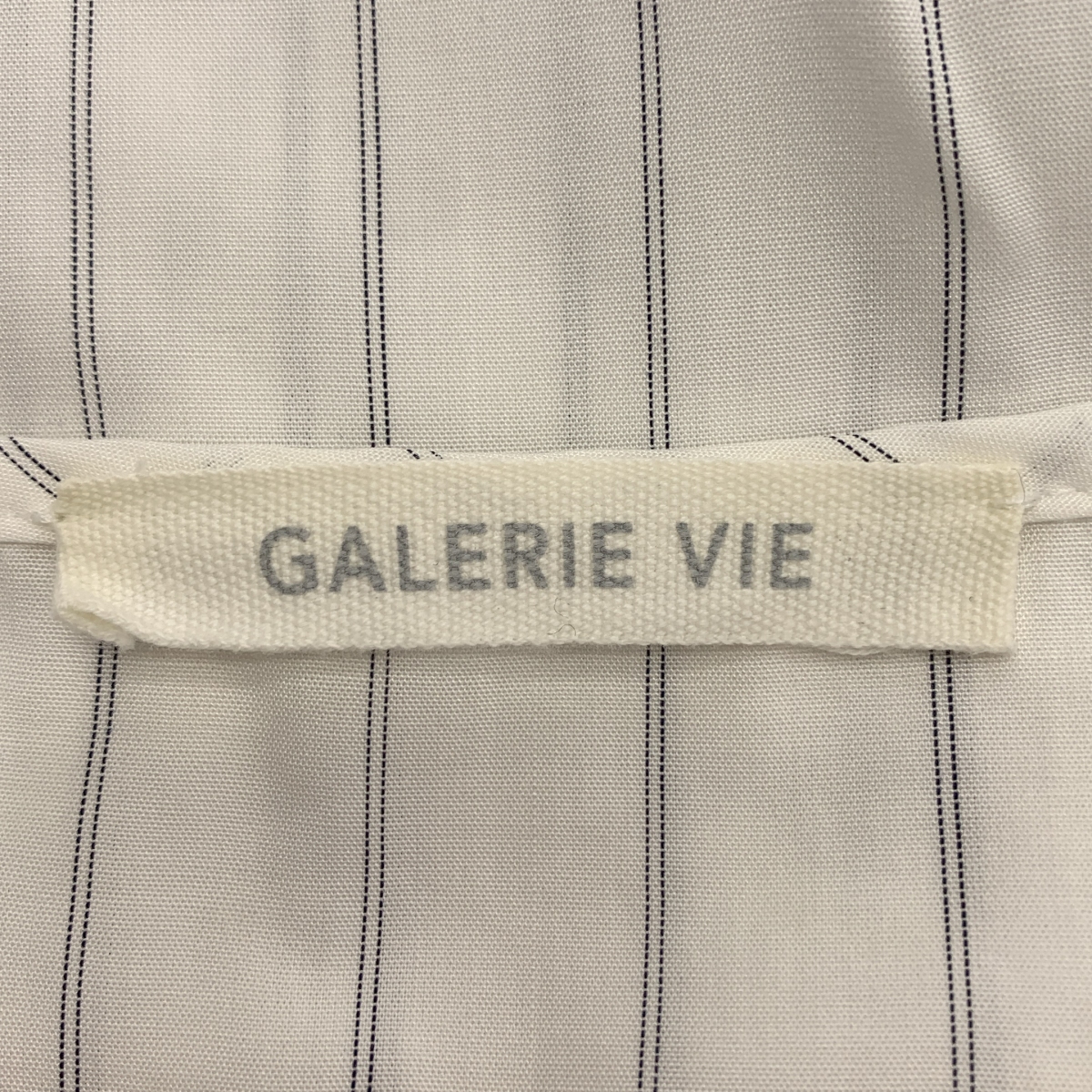 GALERIE VIE / ギャルリーヴィー ストライプ セルロースブロード ボートネックブラウス