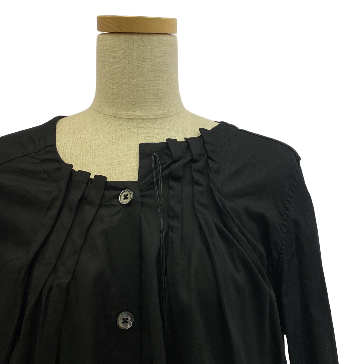 ANN DEMEULEMEESTER / アンドゥムルメステール ライン ギャザー バンドカラー ロングシャツ