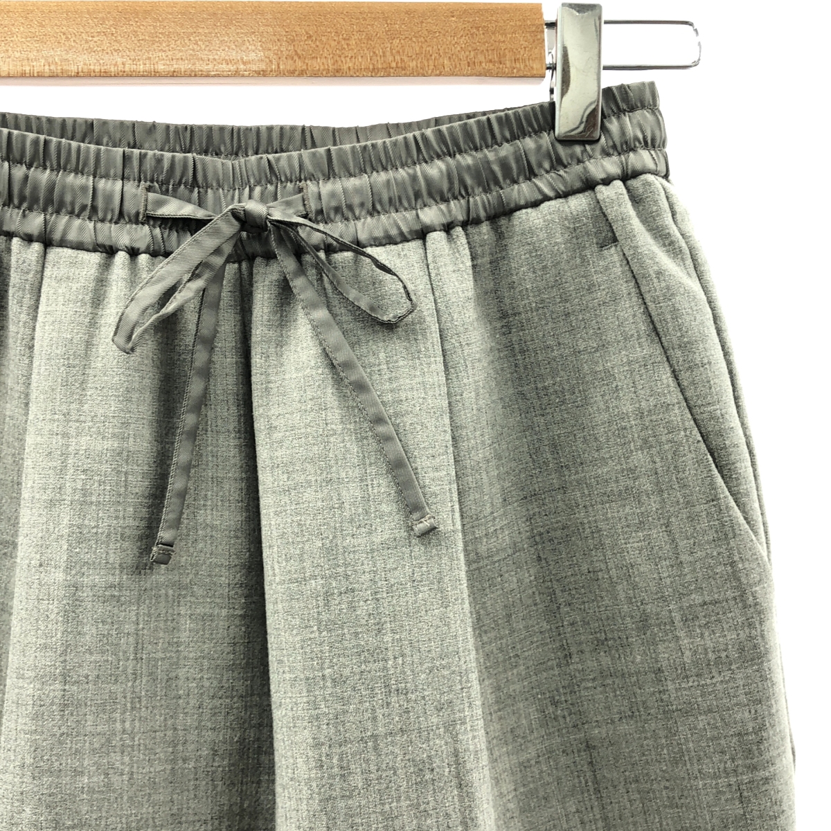 yori / ヨリ ウール タック イージーパンツ