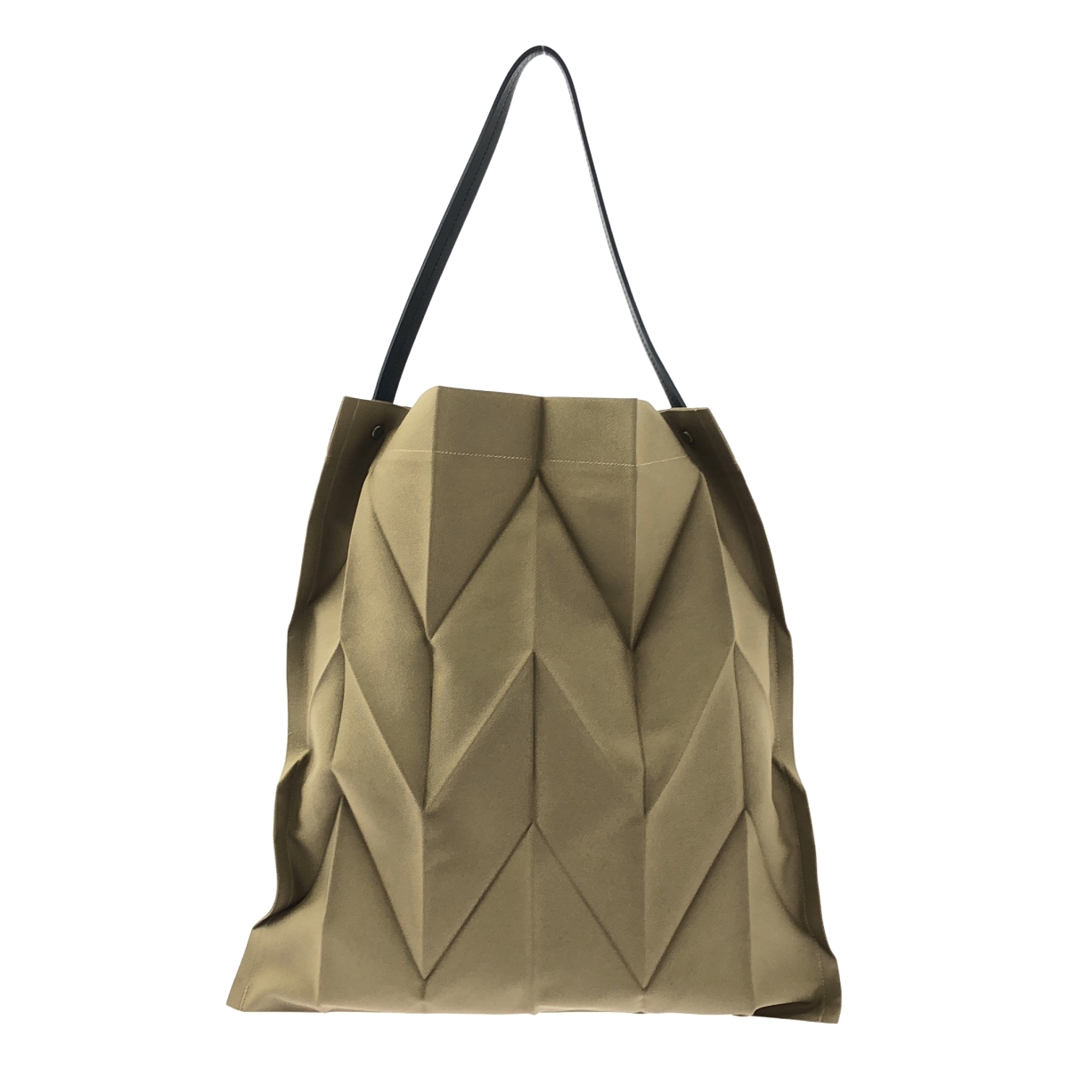 ISSEY MIYAKE