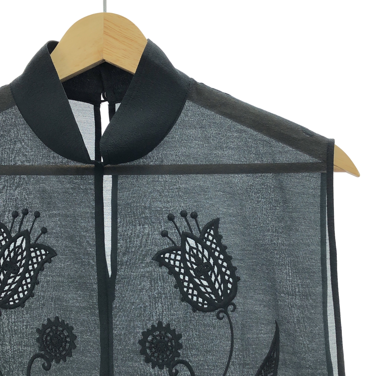 Mame Kurogouchi / マメクロゴウチ Sheer Embroidery Vest エンブロイダリー ベスト