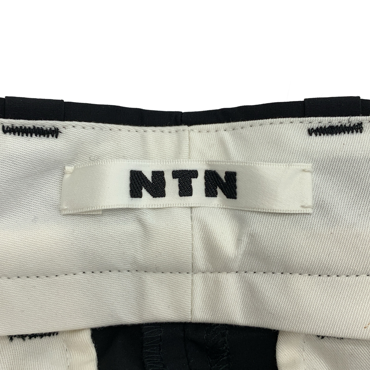 NTN / エヌティーエヌ BETA 2-TUCK TROUSERS パンツ