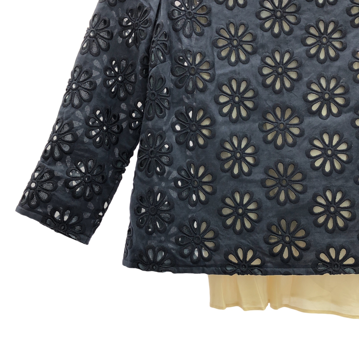 J&M DAVIDSON / ジェイアンドエムデヴィッドソン フラワー カットワーク プルオーバーブラウス