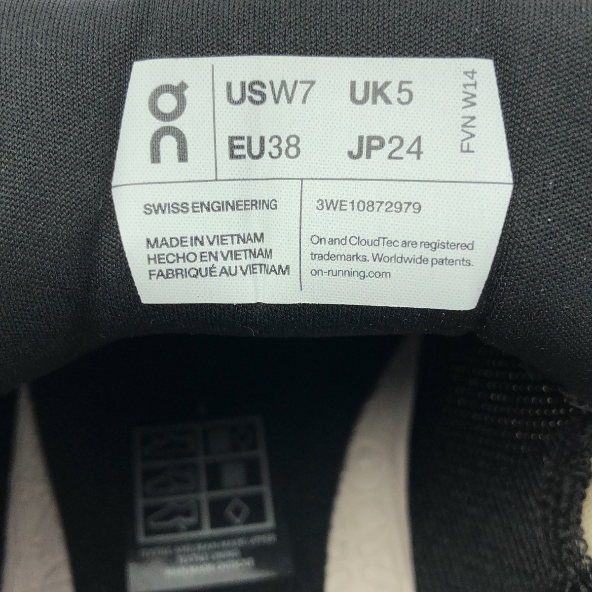 LOEWE / ロエベ × on Cloudtilt 2.0 クラウドティルト / アナグラム ローカット スニーカー