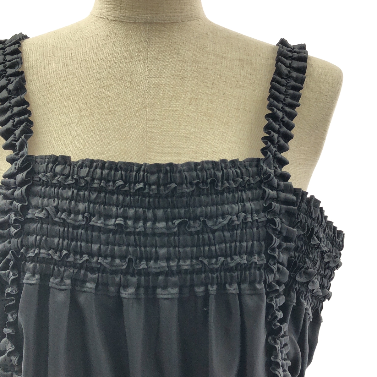 noir kei ninomiya / ノワールケイニノミヤ ギャザーフリルデザイン エステルツイルワンピース