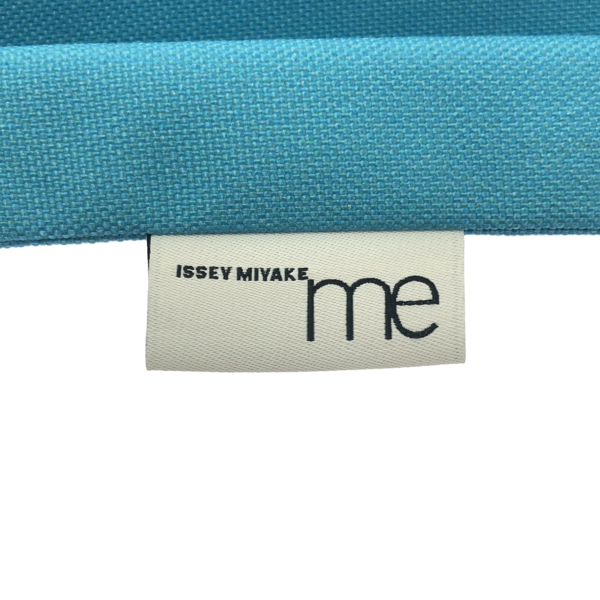 me ISSEY MIYAKE / ミーイッセイミヤケ ショルダーバッグ