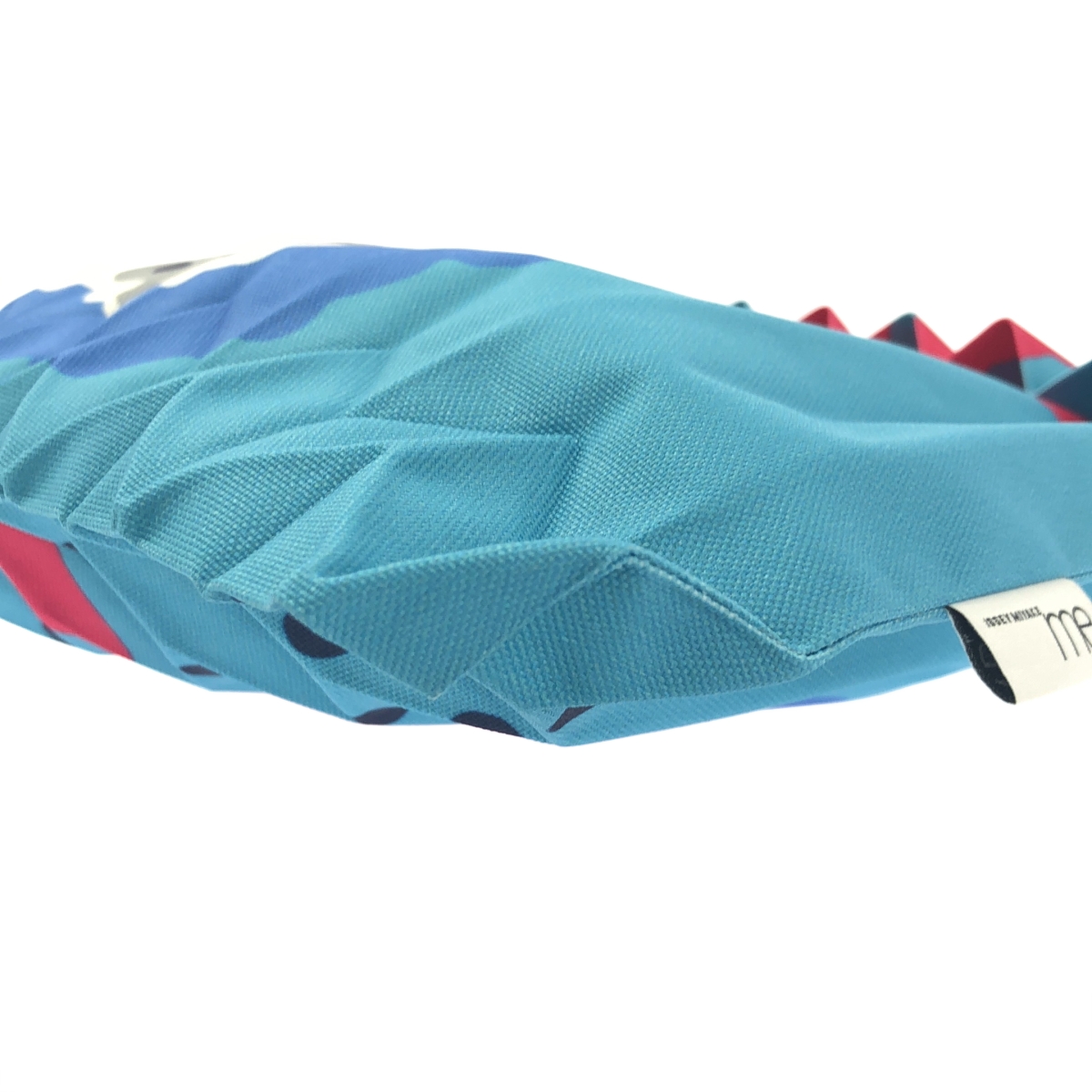 me ISSEY MIYAKE / ミーイッセイミヤケ ショルダーバッグ