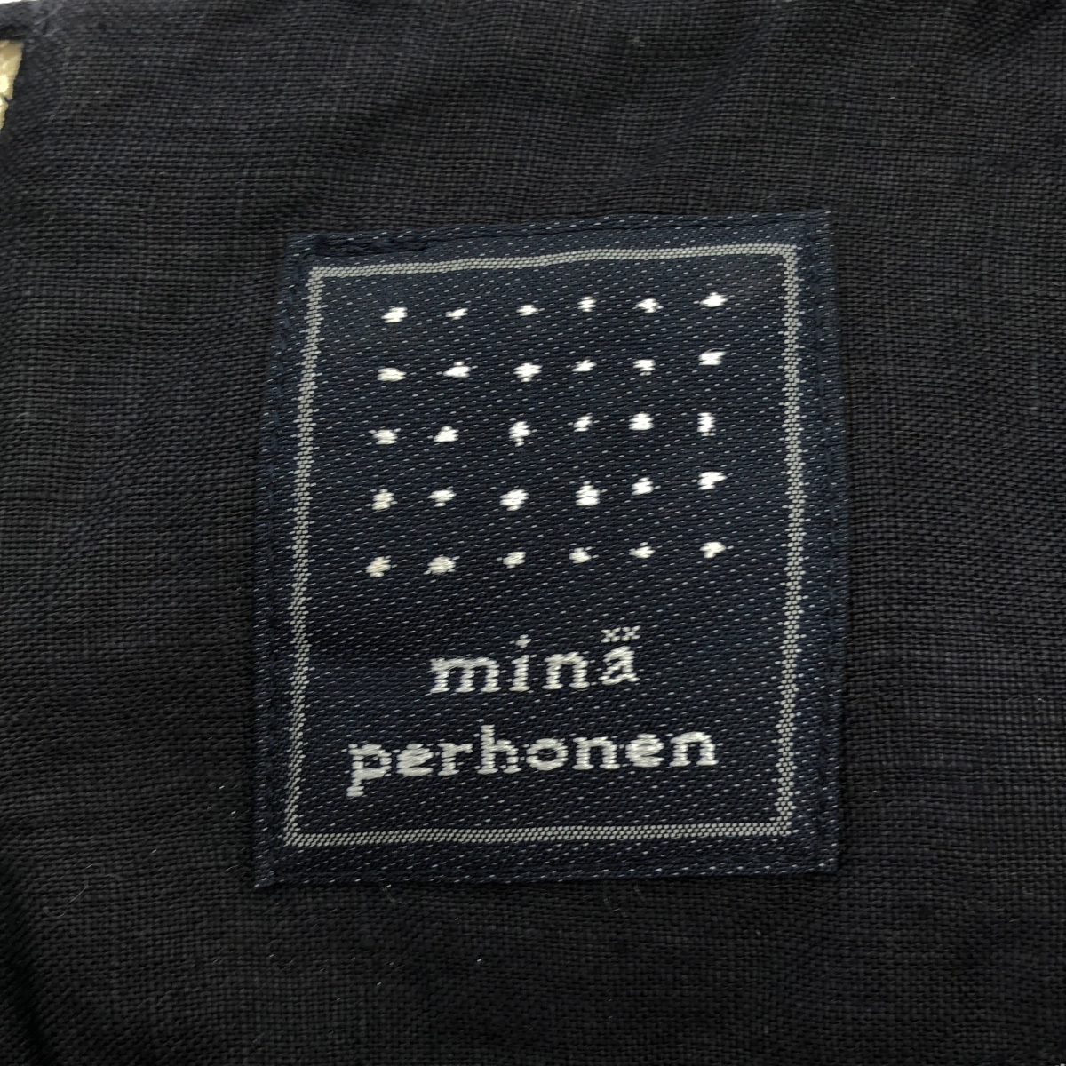 mina perhonen / ミナペルホネン land theater / ランドシアター エンブロイダリー ポケット付き ワンピース