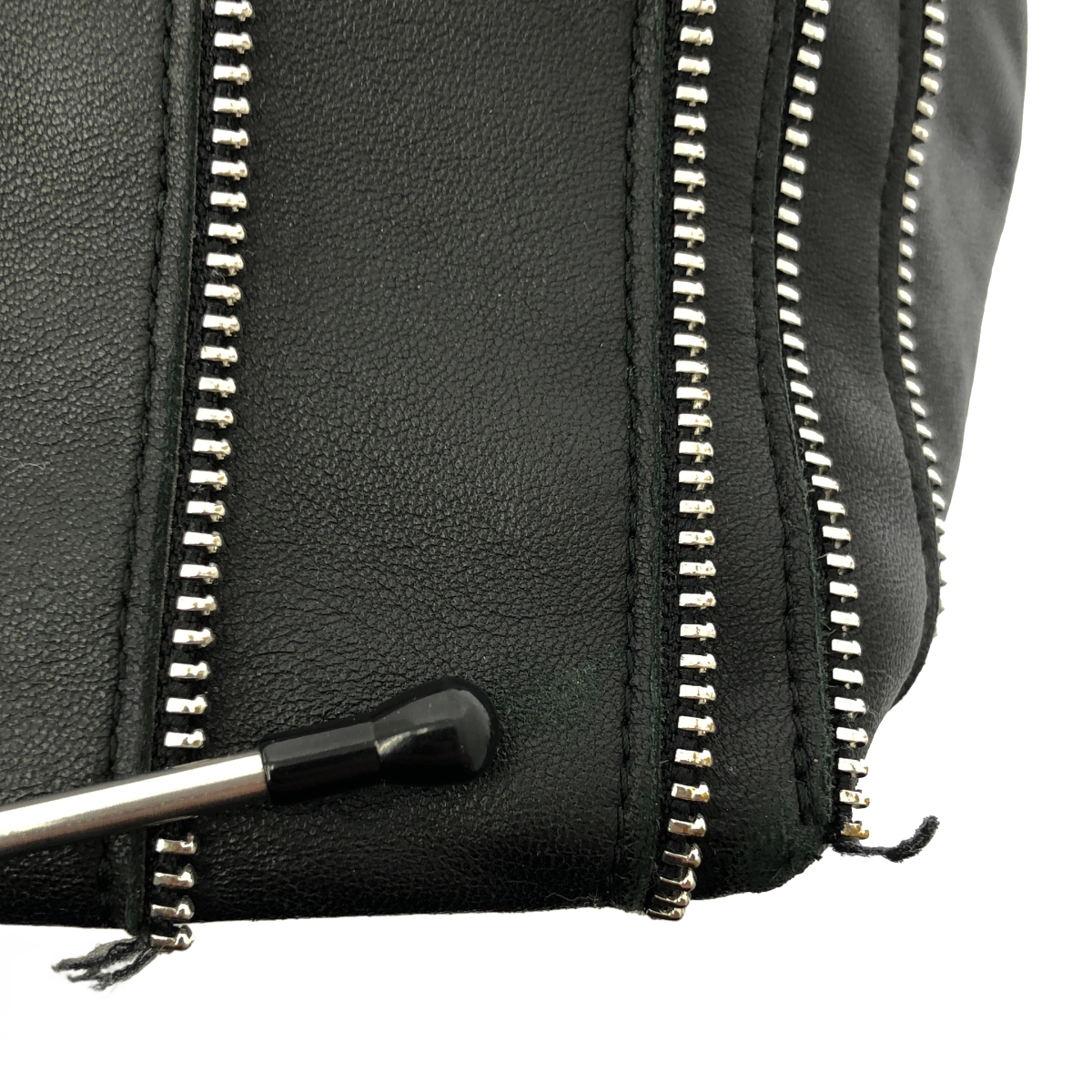 JIMMY CHOO / ジミーチュウ SASHA サシャ / レザー ジップモチーフ トートバッグ