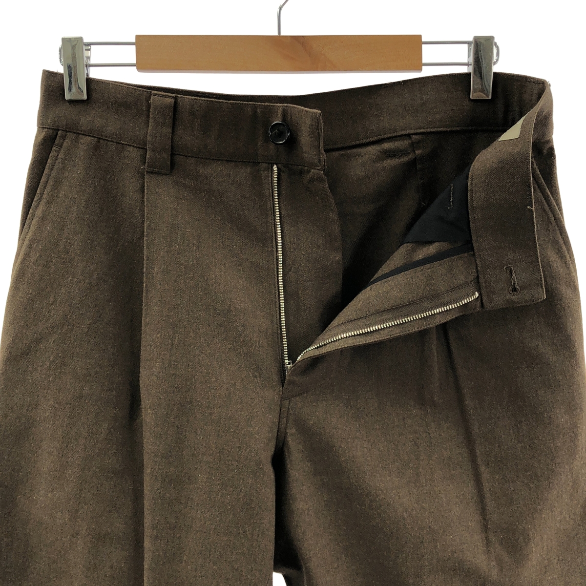 MARGARET HOWELL / マーガレットハウエル タック スラックス パンツ