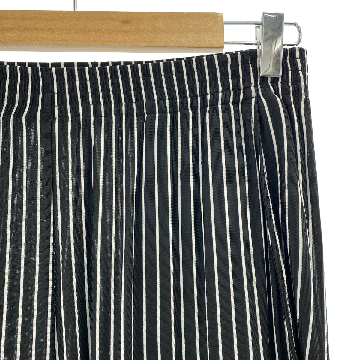 MM6 Maison Margiela / エムエムシックスメゾンマルジェラ レーヨン ストライプ イージーパンツ