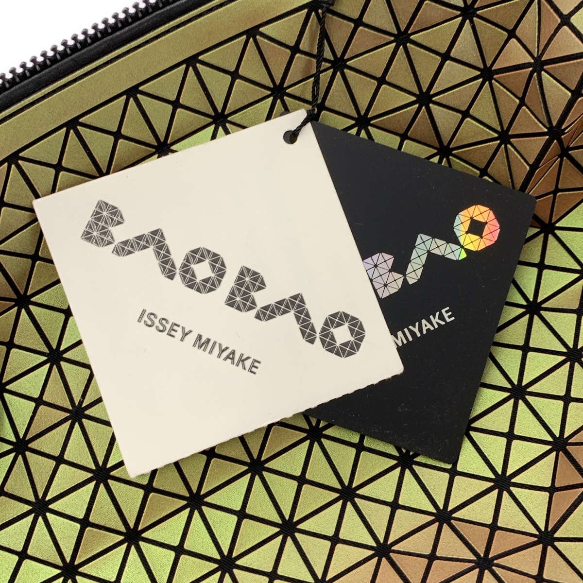 BAO BAO ISSEY MIYAKE / バオバオイッセイミヤケ SADDLE BAG サドル ショルダー バッグ