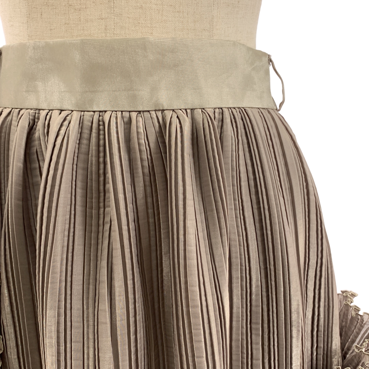 その他 フリル装飾 ギャザー ボリューム スカート / 裏地付き