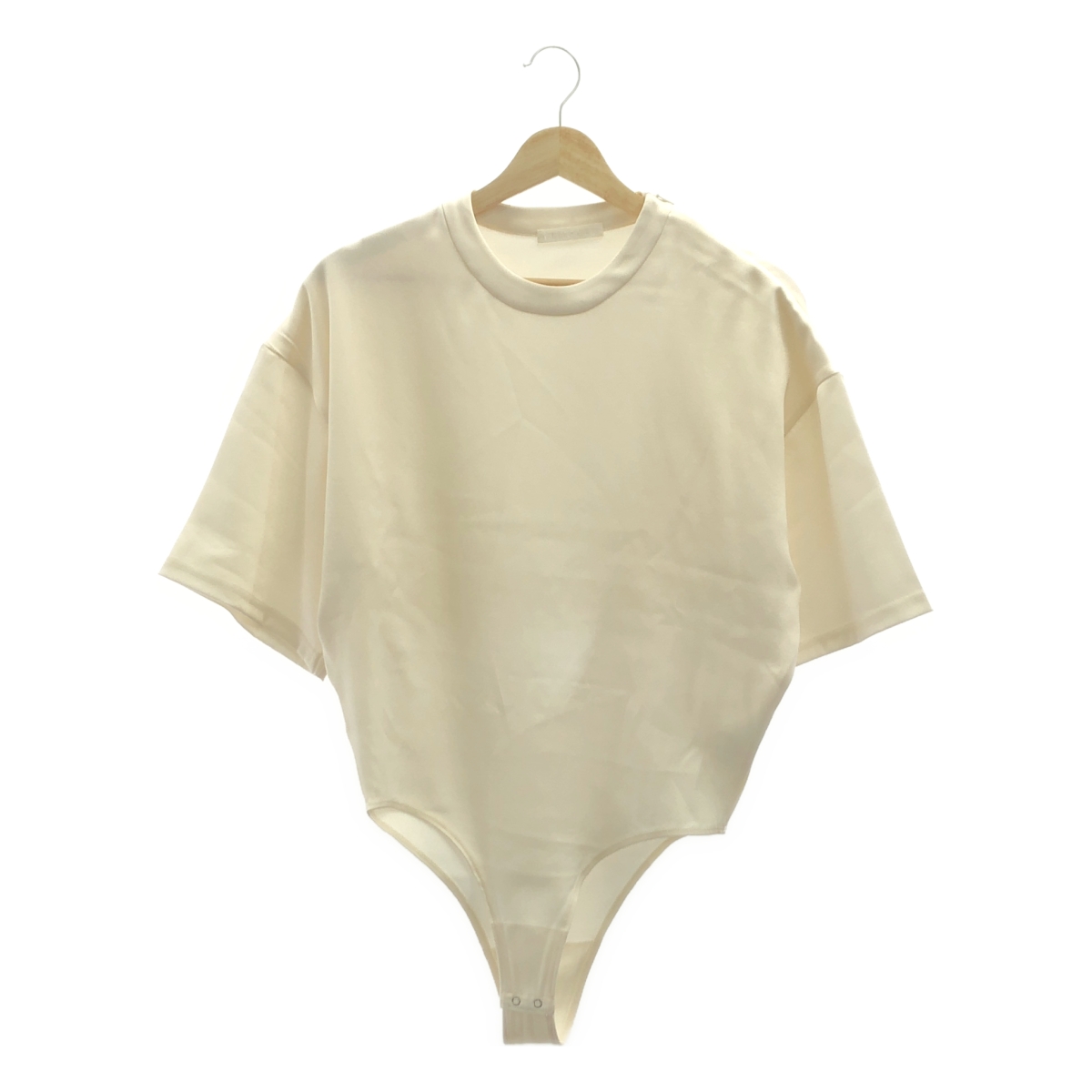 KANAKO SAKAI / カナコサカイ