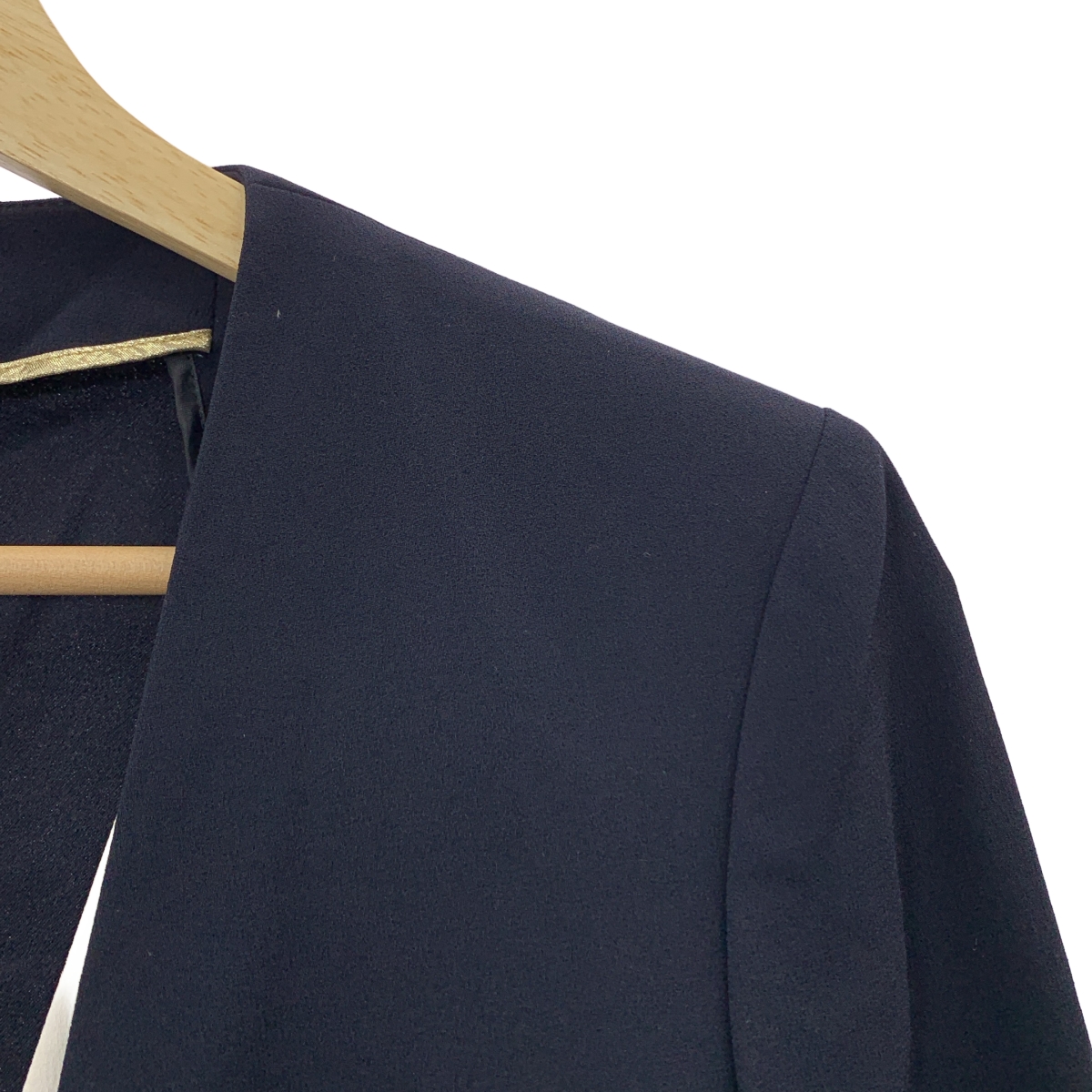 BEIGE， / ベイジ CINDY シンディ / セットアップ / ダブルカラー ジャケット / スラックス パンツ